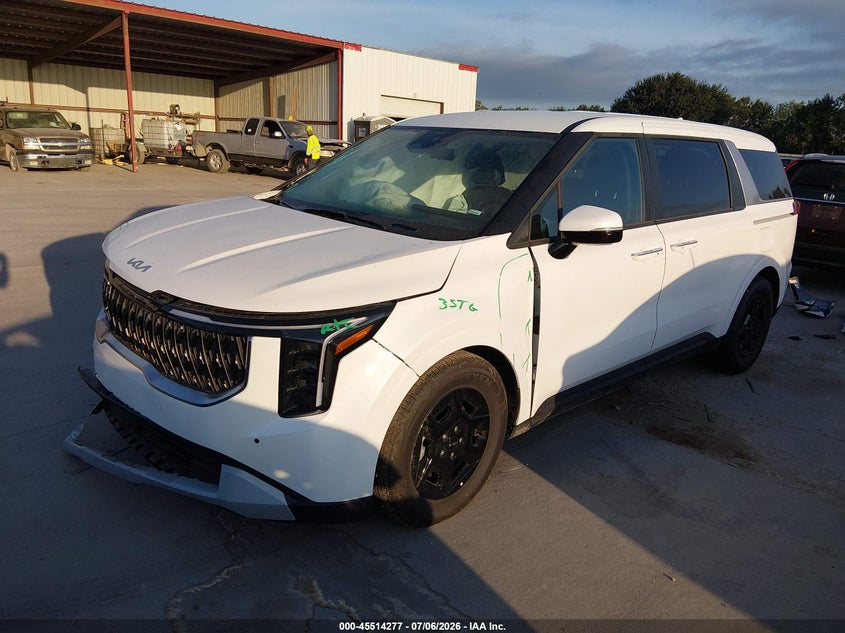 2026 Kia Carnival VIN KNDNB5K33T6623537 IAAI salvage auction — RIGHT FRONT, Enterprise Vehicles Clear Only (Texas), sold $10,300 on 2026-07-07 (photo 2)