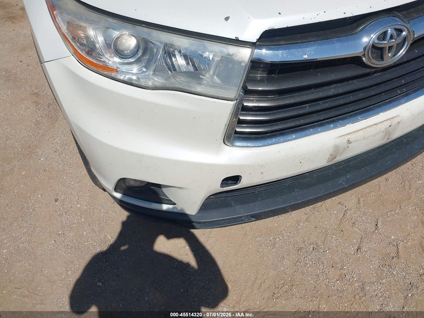 2015 Toyota Highlander VIN 5TDKKRFH6FS061654 IAAI salvage auction — NORMAL WEAR, Original (Texas), sold $5,800 on 2026-07-16 (photo 6)