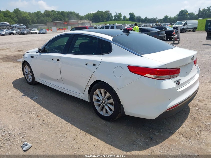 2018 Kia Optima VIN 5XXGU4L31JG205679 IAAI salvage auction — LEFT SIDE, Salvage Title, sold $1,750 on 2026-07-29 (photo 3)