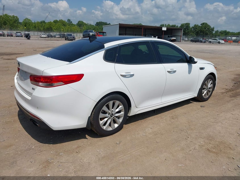 2018 Kia Optima VIN 5XXGU4L31JG205679 IAAI salvage auction — LEFT SIDE, Salvage Title, sold $1,750 on 2026-07-29 (photo 4)