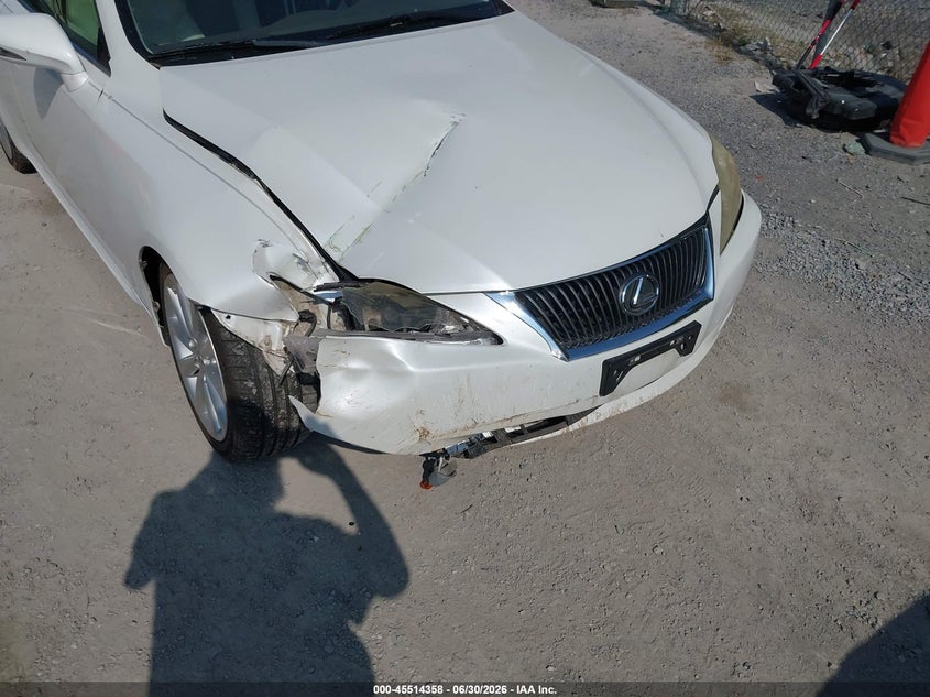 2010 Lexus Is 250 VIN JTHCF5C22A2032555 IAAI salvage auction — FRONT END, Clear (Virginia), sold $575 on 2026-07-22 (photo 6)