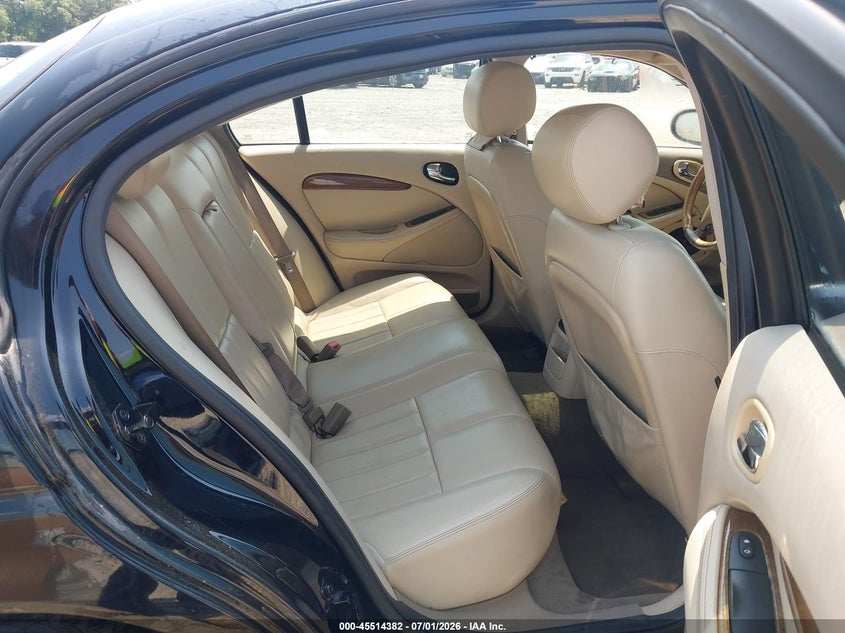 2003 Jaguar S type VIN SAJEA01U33HM85326 IAAI salvage auction — NORMAL WEAR, Repossession Paperwork (Georgia), sold $75 on 2026-07-30 (photo 8)