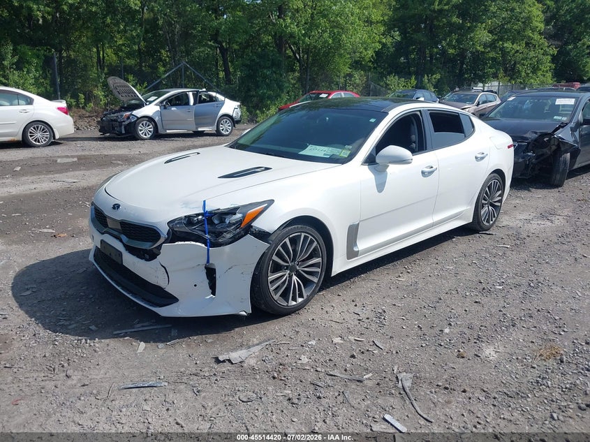 2018 Kia Stinger VIN KNAE25LA9J6033091 IAAI salvage auction — LEFT FRONT, Salvage Title, sold $7,600 on 2026-08-11 (photo 2)