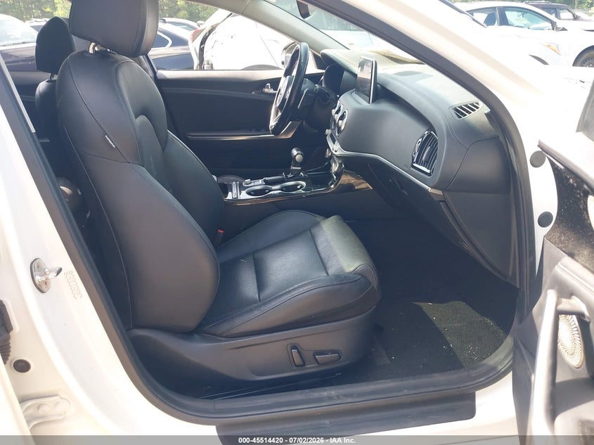 2018 Kia Stinger VIN KNAE25LA9J6033091 IAAI salvage auction — LEFT FRONT, Salvage Title, sold $7,600 on 2026-08-11 (photo 5)