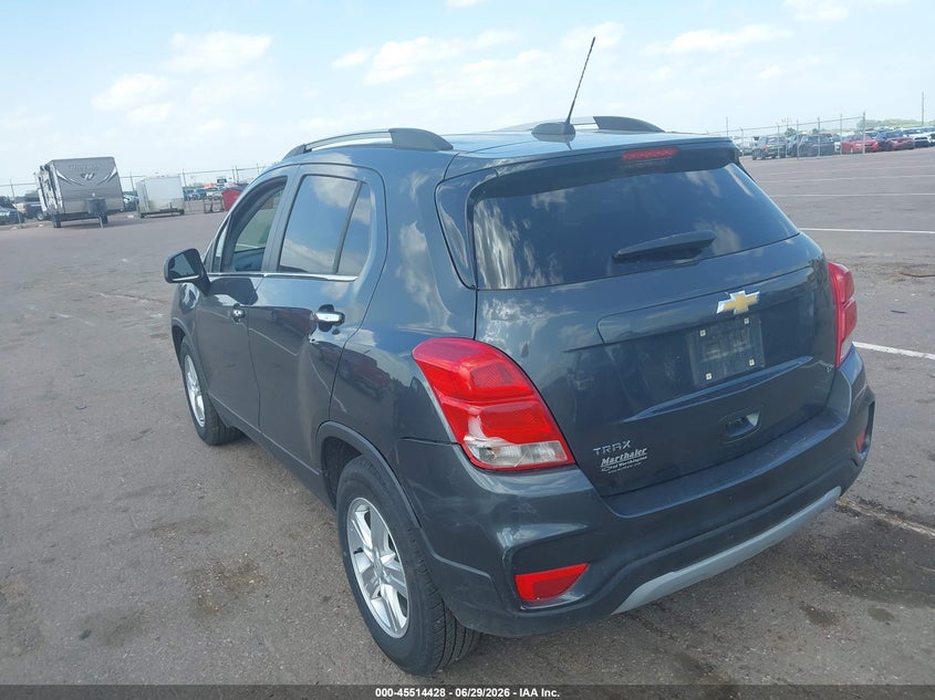 2018 Chevrolet Trax VIN KL7CJLSB2JB675636 IAAI salvage auction — REAR END, Regular (South Dakota), sold $1,750 on 2026-07-31 (photo 3)