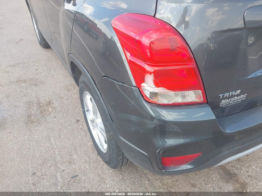 2018 Chevrolet Trax VIN KL7CJLSB2JB675636 IAAI salvage auction — REAR END, Regular (South Dakota), sold $1,750 on 2026-07-31 (photo 6)