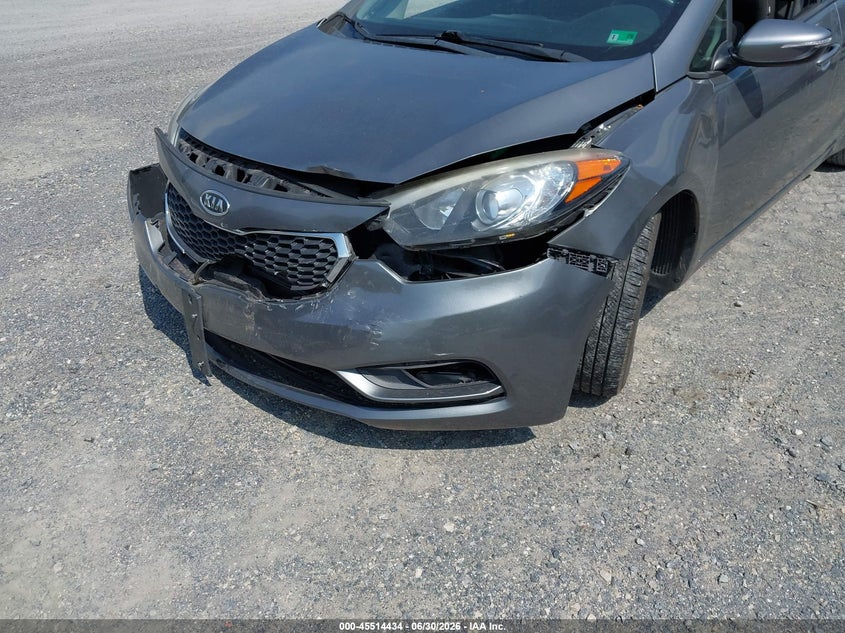 2016 Kia Forte VIN KNAFK5A89G5585404 IAAI salvage auction — FRONT END, Clear (Virginia), sold $750 on 2026-07-28 (photo 6)