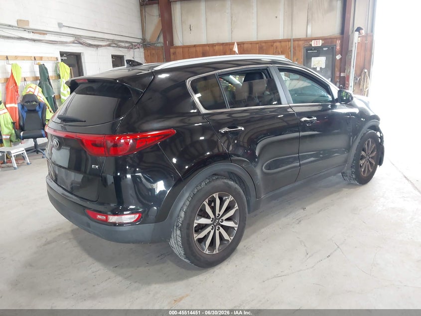 2017 Kia Sportage VIN KNDPN3AC3H7083405 IAAI salvage auction — LEFT REAR, Salvage Title, sold $2,400 on 2026-07-15 (photo 4)