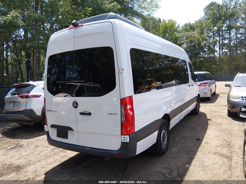 2025 Mercedes-benz Sprinter VIN W1Z4KGHY3ST218683 IAAI salvage auction — ROOF, Enterprise Vehicles Clear Only (Georgia), sold $36,000 on 2026-07-09 (photo 4)