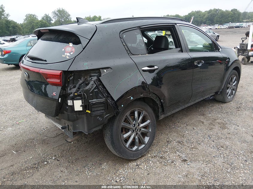 2020 Kia Sportage VIN KNDP6CAC6L7772666 IAAI salvage auction — SIDE, Salvage (New Jersey), sold $3,950 on 2026-07-31 (photo 4)