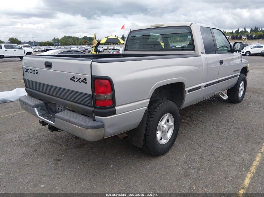 1999 Dodge Ram 1500 VIN 3B7HF13Y2XG156121 IAAI salvage auction — NORMAL WEAR, Clear-Dealer Only (Washington), sold $5,725 on 2026-07-09 (photo 4)