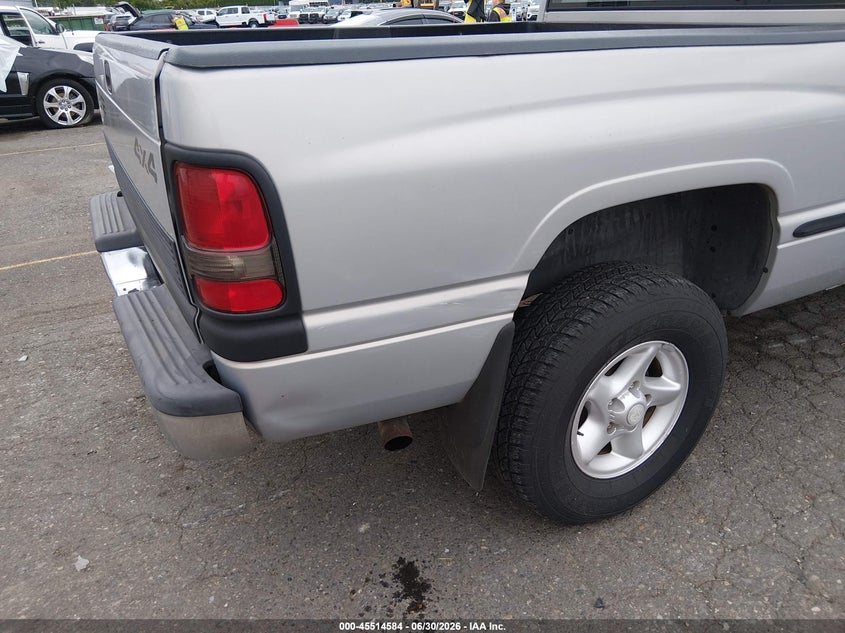 1999 Dodge Ram 1500 VIN 3B7HF13Y2XG156121 IAAI salvage auction — NORMAL WEAR, Clear-Dealer Only (Washington), sold $5,725 on 2026-07-09 (photo 6)
