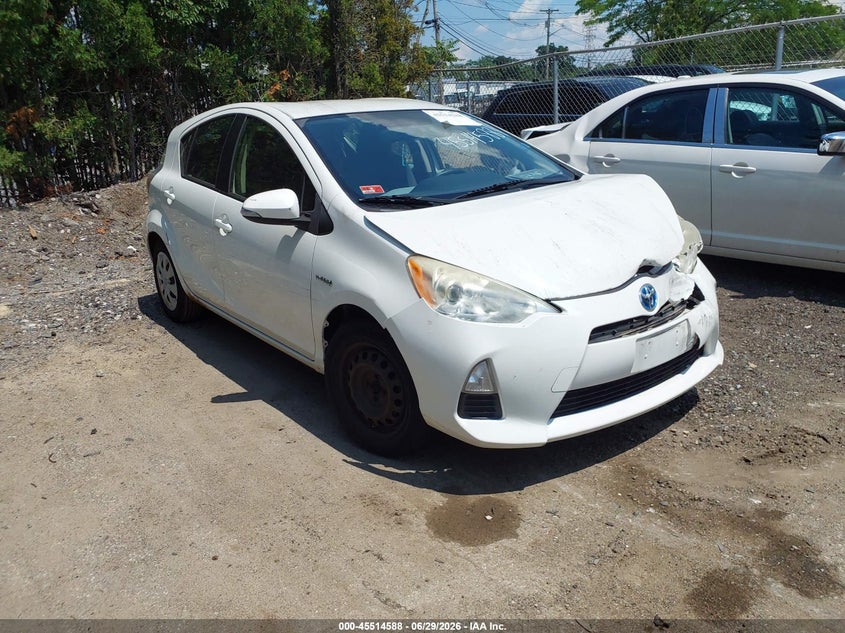 2012 Toyota Prius c VIN JTDKDTB33C1503820 IAAI salvage auction — FRONT END, Salvage (Rhode Island), sold $925 on 2026-08-01 (photo 1)