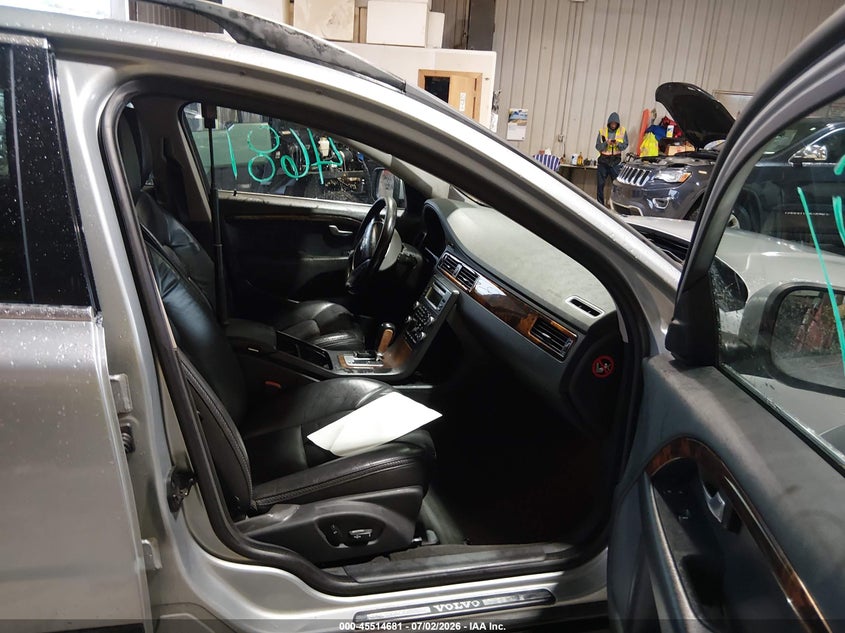 2010 Volvo Xc70 VIN YV4992BZ1A1084519 IAAI salvage auction — ENGINE DAMAGE, Junk Bill Of Sale Mv2459 (Wisconsin), sold $275 on 2026-08-05 (photo 5)