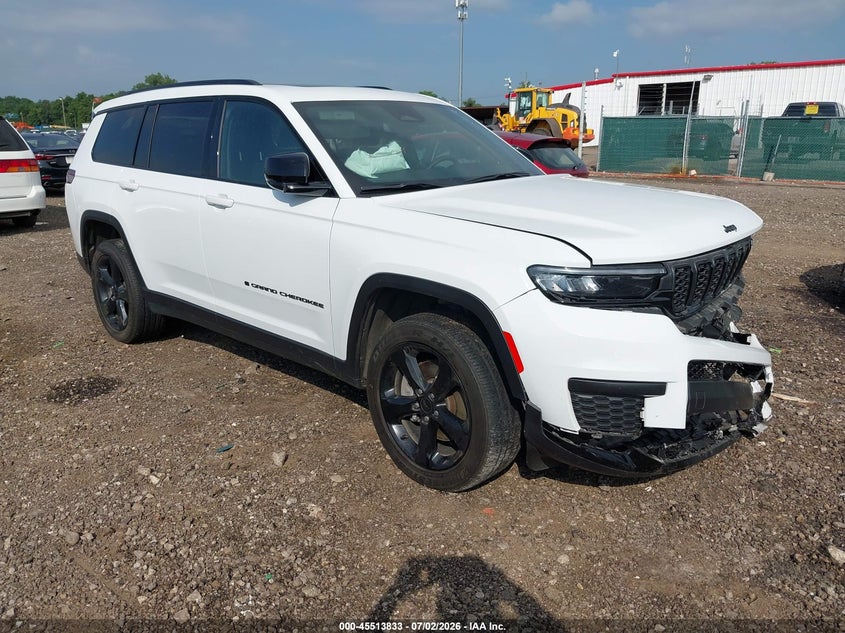2024 Jeep Grand cherokee VIN 1C4RJKAG2R8583052 — IAAI salvage auction photo