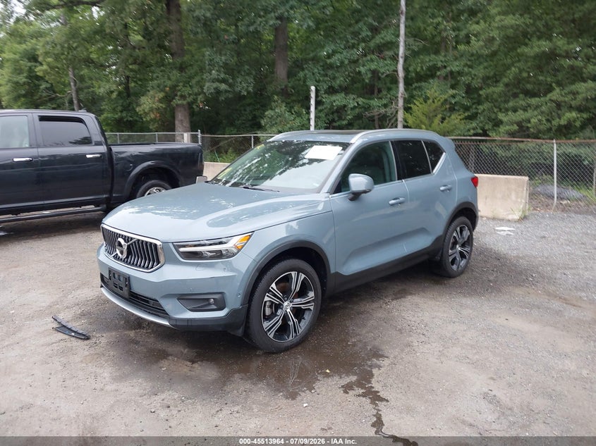 2020 Volvo Xc40 VIN YV4162UL2L2240935 IAAI salvage auction — LEFT FRONT, Salvage - Greater Than 75% (Maryland), sold $8,400 on 2026-07-29 (photo 2)