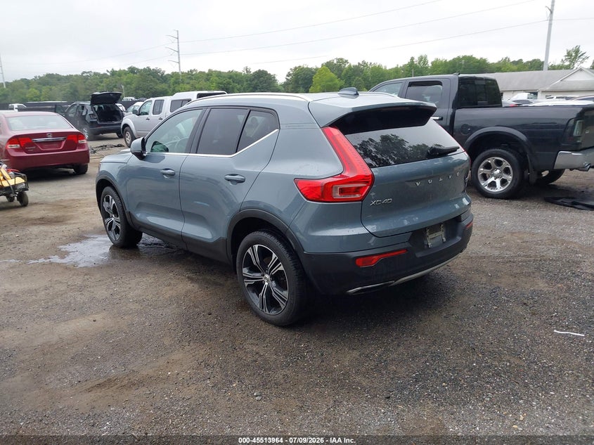 2020 Volvo Xc40 VIN YV4162UL2L2240935 IAAI salvage auction — LEFT FRONT, Salvage - Greater Than 75% (Maryland), sold $8,400 on 2026-07-29 (photo 3)