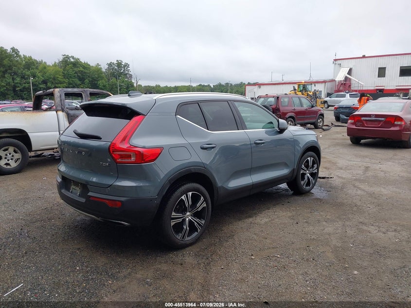 2020 Volvo Xc40 VIN YV4162UL2L2240935 IAAI salvage auction — LEFT FRONT, Salvage - Greater Than 75% (Maryland), sold $8,400 on 2026-07-29 (photo 4)