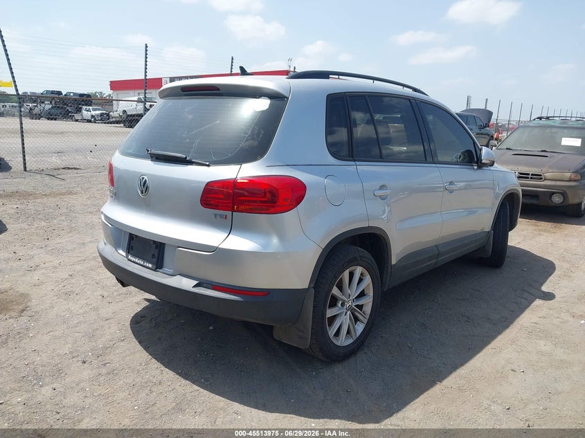 2018 Volkswagen Tiguan VIN WVGAV7AX4JK001860 IAAI salvage auction — NORMAL WEAR, Clear (Arkansas), sold $1,525 on 2026-07-29 (photo 4)
