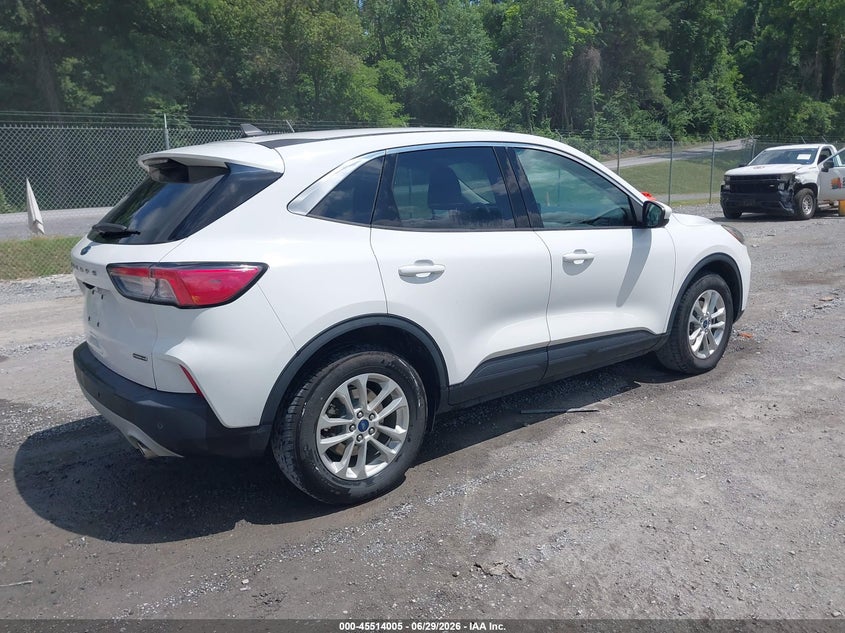 2021 Ford Escape VIN 1FMCU9BZ0MUA80301 IAAI salvage auction — NORMAL WEAR, SF97 (Virginia), sold $10,825 on 2026-07-22 (photo 4)