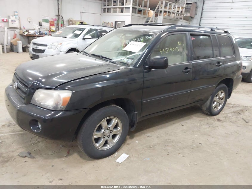 2004 Toyota Highlander VIN JTEEP21A340047819 IAAI salvage auction — NORMAL WEAR, Clear (Pennsylvania), sold $700 on 2026-07-09 (photo 2)