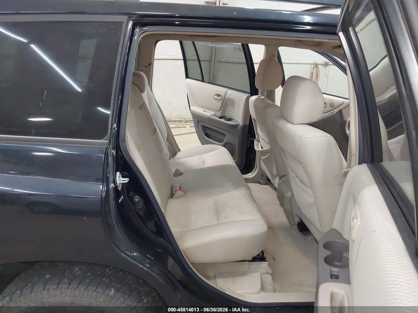 2004 Toyota Highlander VIN JTEEP21A340047819 IAAI salvage auction — NORMAL WEAR, Clear (Pennsylvania), sold $700 on 2026-07-09 (photo 8)