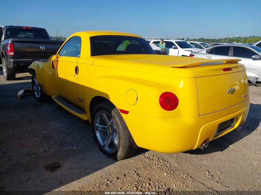 2005 Chevrolet Ssr VIN 1GCES14H25B117435 IAAI salvage auction — ROOF, Clear (Oklahoma), sold $10,250 on 2026-09-01 (photo 3)