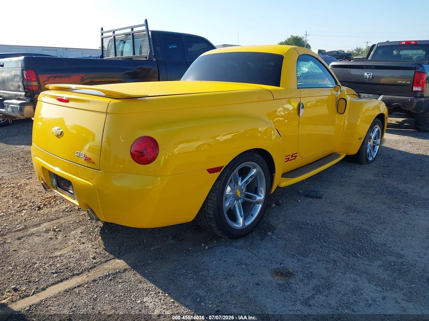 2005 Chevrolet Ssr VIN 1GCES14H25B117435 IAAI salvage auction — ROOF, Clear (Oklahoma), sold $10,250 on 2026-09-01 (photo 4)