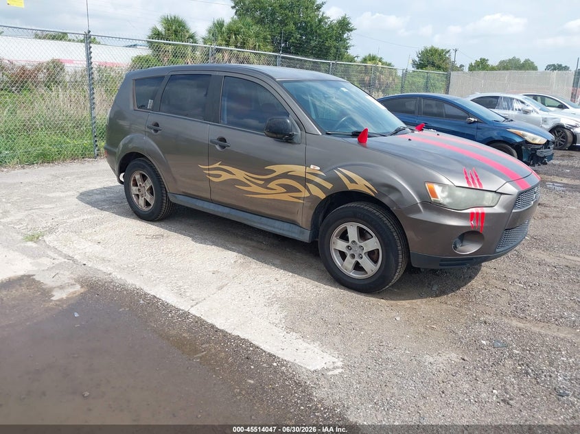 2011 Mitsubishi Outlander VIN JA4AS2AW7BU007725 IAAI salvage auction — NORMAL WEAR, Clear (Florida), sold $350 on 2026-07-15 (photo 1)