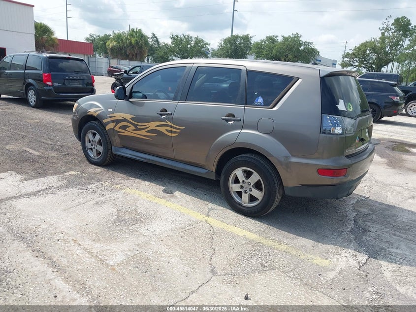 2011 Mitsubishi Outlander VIN JA4AS2AW7BU007725 IAAI salvage auction — NORMAL WEAR, Clear (Florida), sold $350 on 2026-07-15 (photo 3)