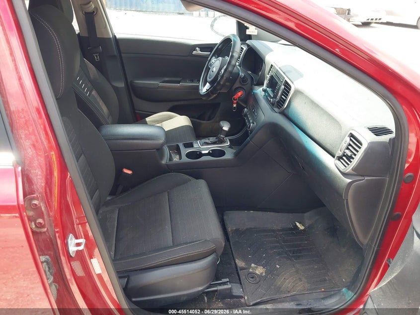 2017 Kia Sportage VIN KNDPMCAC9H7239563 IAAI salvage auction — NORMAL WEAR, Clear (Virginia), sold $1,900 on 2026-07-28 (photo 5)