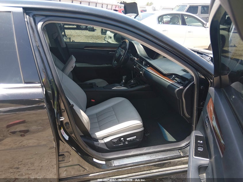 2017 Lexus ES VIN 58ABK1GG4HU051912 IAAI salvage auction — FRONT END, Salvage Title, sold $6,500 on 2026-09-10 (photo 5)
