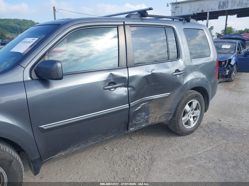 2011 Honda Pilot VIN 5FNYF4H5XBB042348 IAAI salvage auction — SIDE, Salvage (Pennsylvania), sold $825 on 2026-07-10 (photo 6)