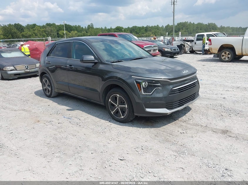 2025 Kia Niro VIN KNDCP3LE2S5224135 — IAAI salvage auction photo