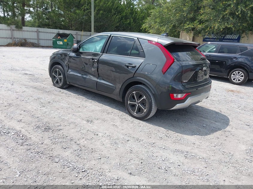 2025 Kia Niro VIN KNDCP3LE2S5224135 IAAI salvage auction — SIDE, Wait Title, sold $8,100 on 2026-08-18 (photo 3)