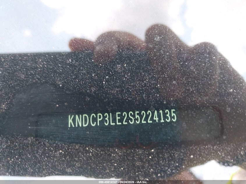 2025 Kia Niro VIN KNDCP3LE2S5224135 IAAI salvage auction — SIDE, Wait Title, sold $8,100 on 2026-08-18 (photo 9)