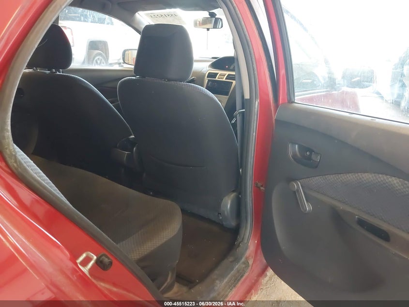 2007 Toyota Yaris VIN JTDBT923471130962 IAAI salvage auction — NORMAL WEAR, Clear (Michigan), sold $100 on 2026-07-28 (photo 8)