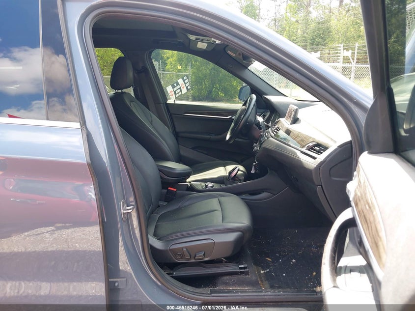 2020 BMW X1 VIN WBXJG7C06L5P25861 IAAI salvage auction — WATER/FLOOD, Flood (Mississippi), sold $4,900 on 2026-07-31 (photo 5)