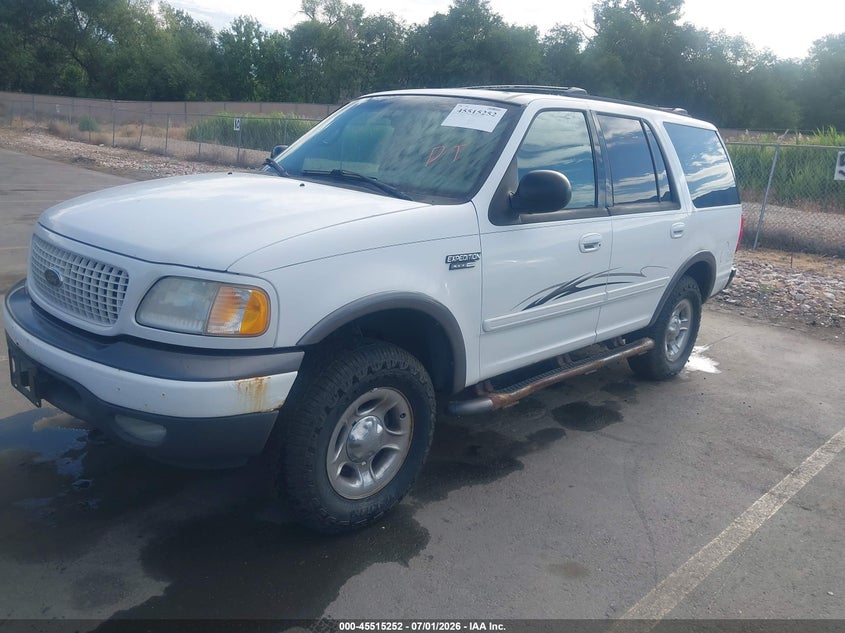 2001 Ford Expedition VIN 1FMFU16L81LB32666 IAAI salvage auction — NORMAL WEAR, Clear (Utah), sold $275 on 2026-07-09 (photo 2)