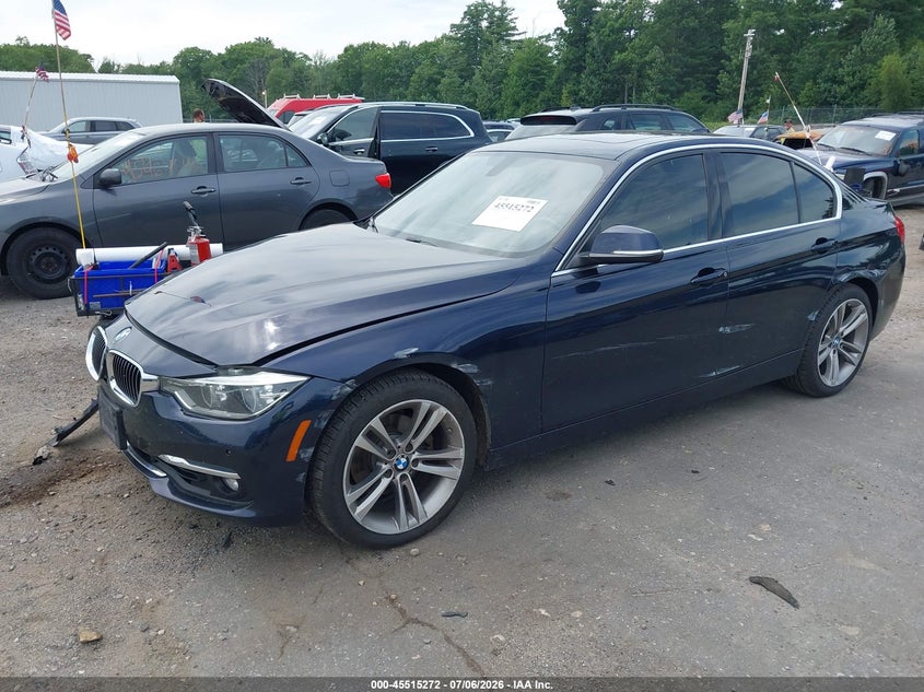 2017 BMW 3er VIN WBA8D9C31HA004580 IAAI salvage auction — RIGHT FRONT, Salvage Title, sold $3,950 on 2026-08-14 (photo 2)