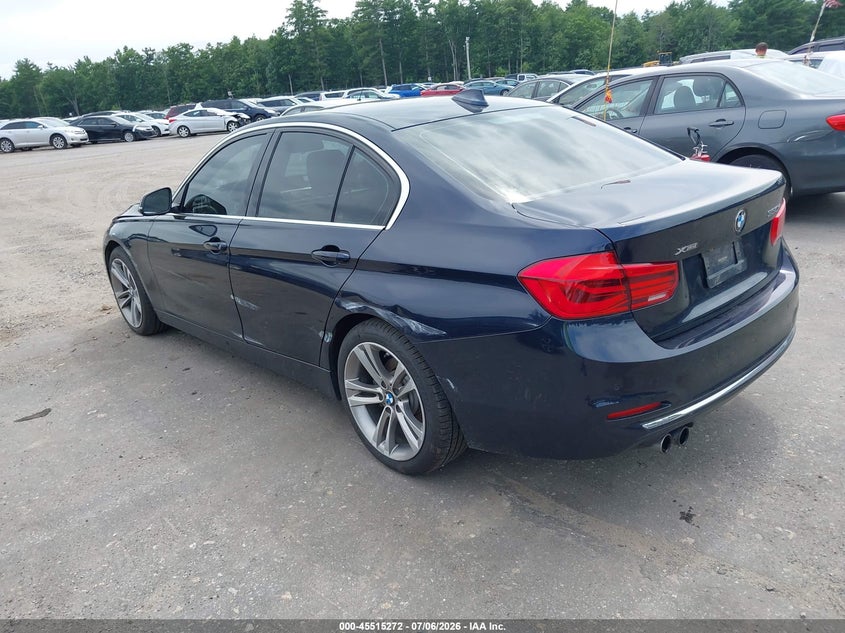 2017 BMW 3er VIN WBA8D9C31HA004580 IAAI salvage auction — RIGHT FRONT, Salvage Title, sold $3,950 on 2026-08-14 (photo 3)