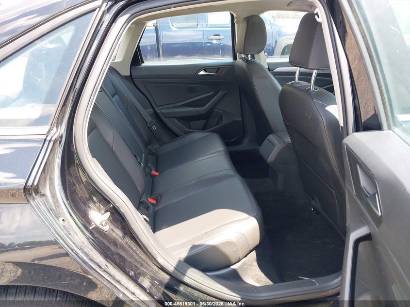 2019 Volkswagen Jetta VIN 3VWC57BU1KM192159 IAAI salvage auction — RIGHT SIDE, Salvage (Ohio), sold $2,500 on 2026-08-01 (photo 8)