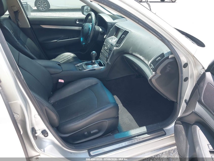 2010 Infiniti G37 VIN JN1CV6AP2AM402564 IAAI salvage auction — NORMAL WEAR, Clear (Florida), sold $700 on 2026-07-23 (photo 5)