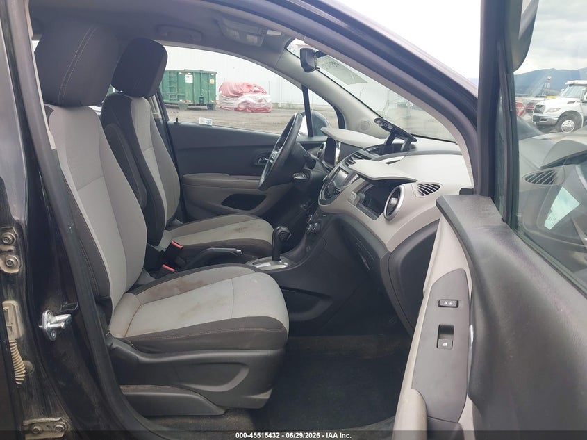 2016 Chevrolet Trax VIN KL7CJNSB7GB621320 IAAI salvage auction — NORMAL WEAR, Clear (Washington), sold $400 on 2026-07-28 (photo 5)