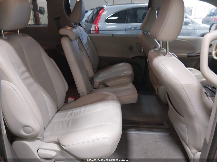 2011 Toyota Sienna VIN 5TDYK3DCXBS062914 IAAI salvage auction — LEFT SIDE, Salvage (Idaho), sold $2,675 on 2026-08-01 (photo 8)