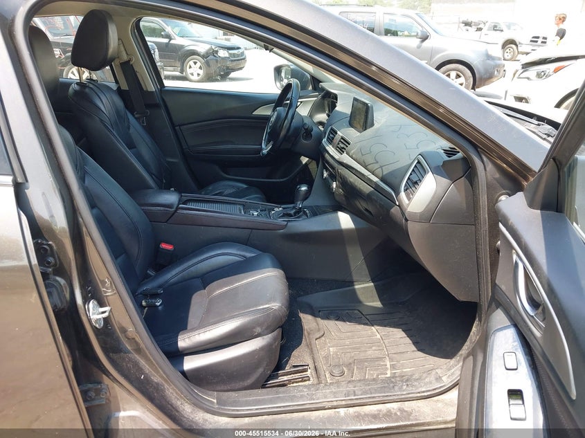 2017 Mazda 3 VIN JM1BN1V70H1105259 IAAI salvage auction — NORMAL WEAR, Original (Maine), sold $1,800 on 2026-07-20 (photo 5)