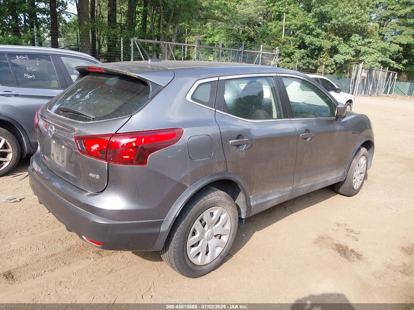 2019 Nissan Rogue VIN JN1BJ1CR7KW338312 IAAI salvage auction — NORMAL WEAR, Salvage Title, sold $3,900 on 2026-07-09 (photo 4)