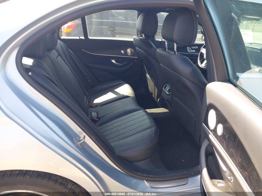2017 Mercedes-benz E-klasse VIN WDDZF4KB4HA235038 IAAI salvage auction — RIGHT FRONT, Salvage (Pennsylvania), sold $5,400 on 2026-07-22 (photo 8)