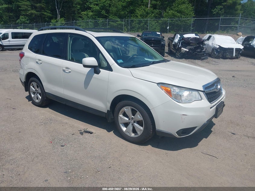 2015 Subaru Forester VIN JF2SJAFC9FH566747 IAAI salvage auction — NORMAL WEAR, Clear (Massachusetts), sold $700 on 2026-07-31 (photo 1)