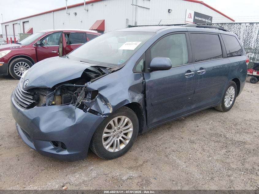 2013 Toyota Sienna VIN 5TDYK3DC4DS361298 IAAI salvage auction — FRONT END, Salvage (Kansas), sold $2,225 on 2026-08-01 (photo 2)